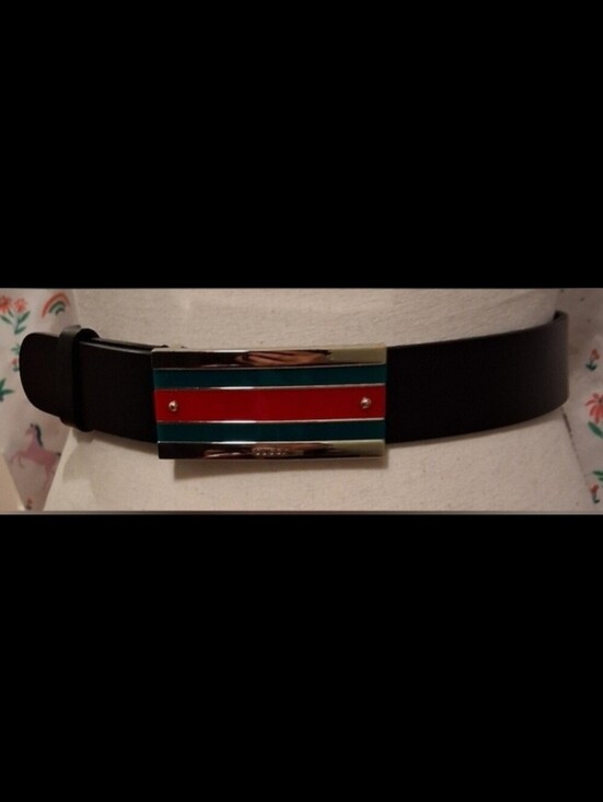 EUC Gucci Stripe Black Leather & Gold Tone Unisex Casual Everyday Prep Belt 39in